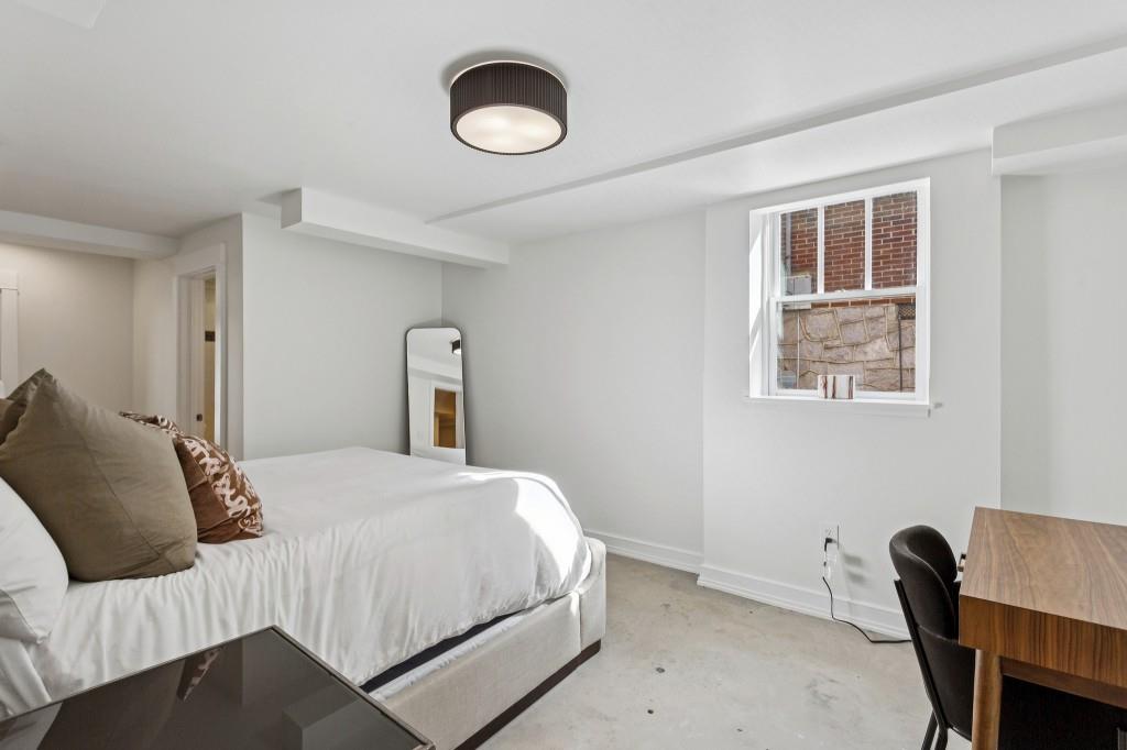 832 Amsterdam Avenue