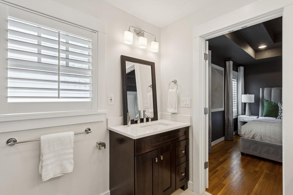 832 Amsterdam Avenue