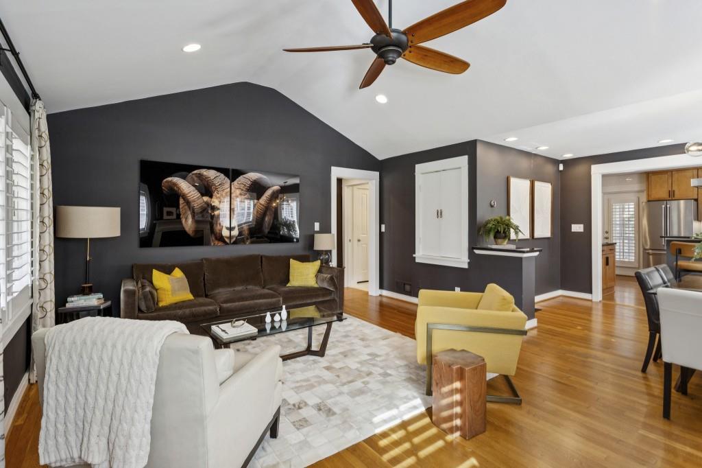 832 Amsterdam Avenue