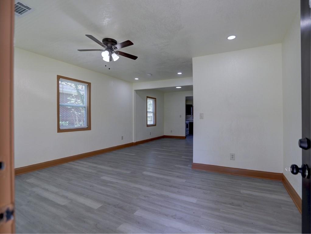 1427 Eason Street NW