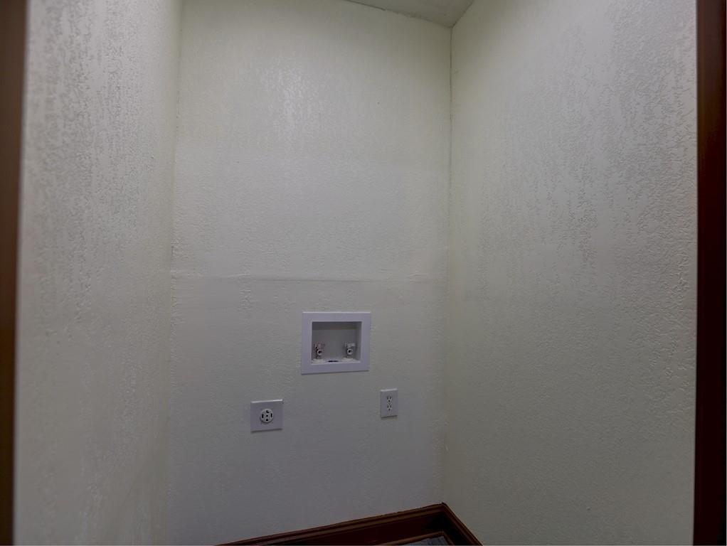 1427 Eason Street NW