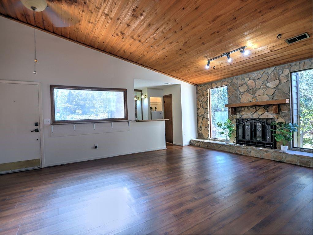 862 Bonnie Glen Drive SE