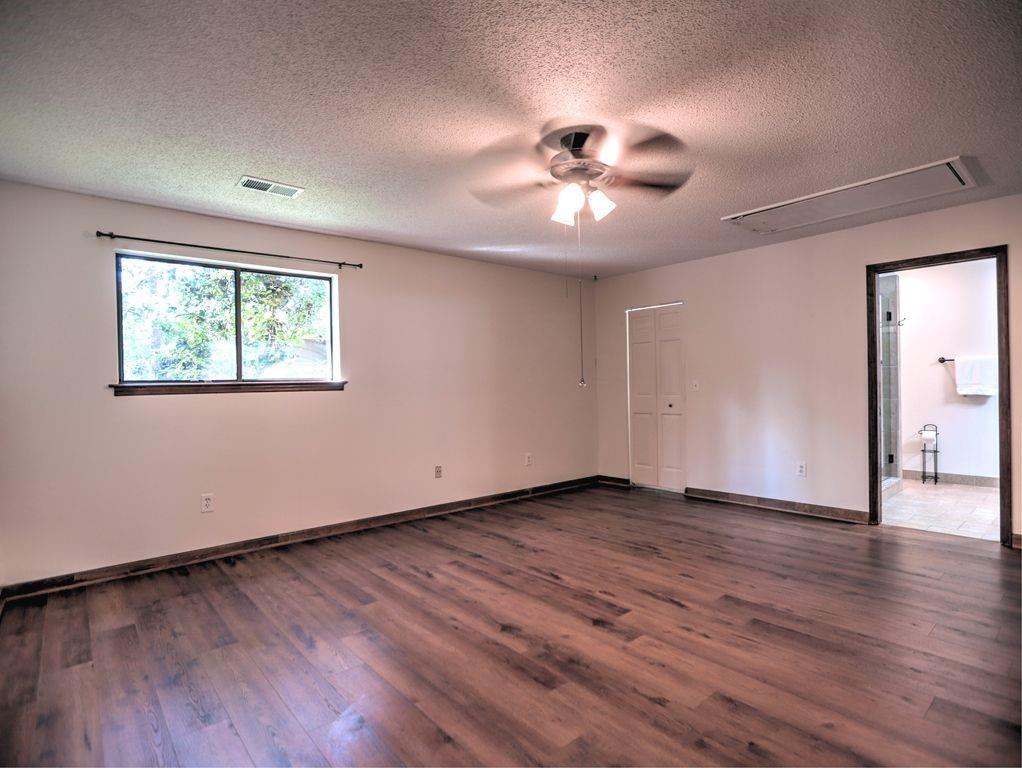 862 Bonnie Glen Drive SE