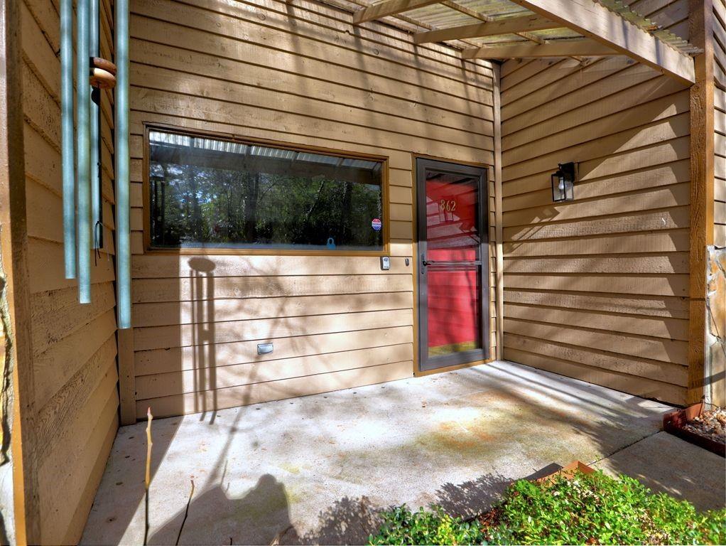 862 Bonnie Glen Drive SE