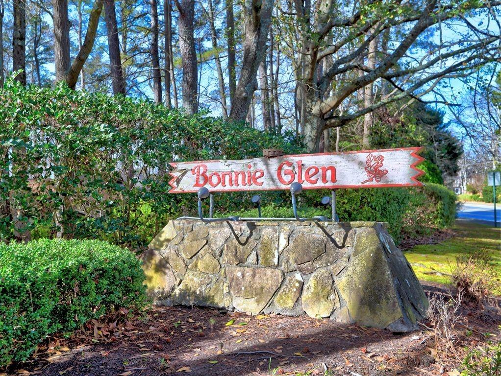 862 Bonnie Glen Drive SE