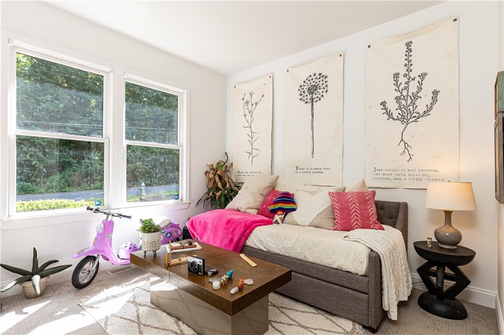 2222 Spink Street NW