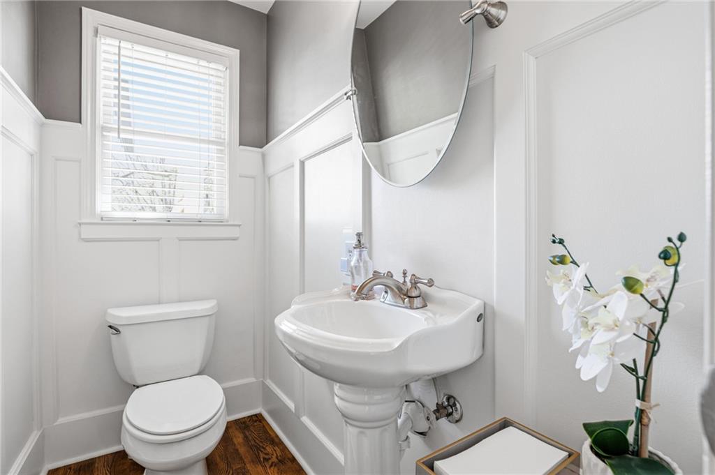 1450 Cheshire Way NE