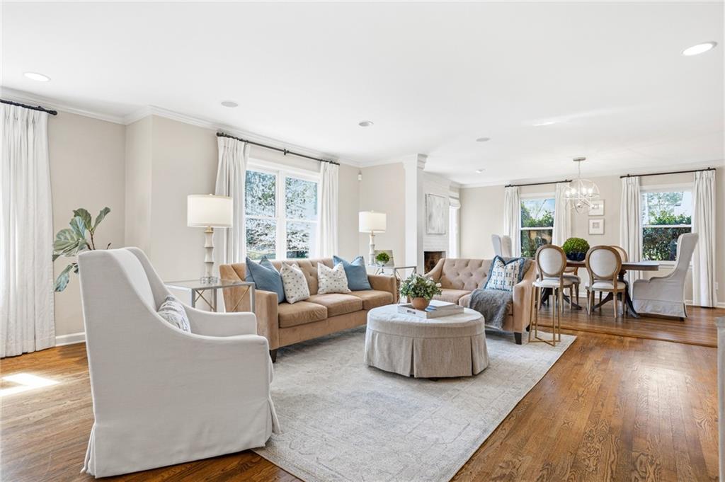 1450 Cheshire Way NE