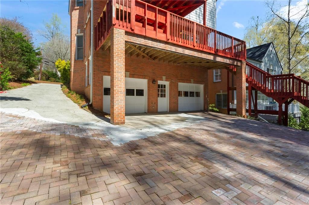 1177 Amsterdam Avenue NE