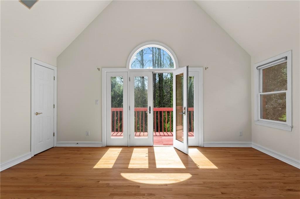 1177 Amsterdam Avenue NE