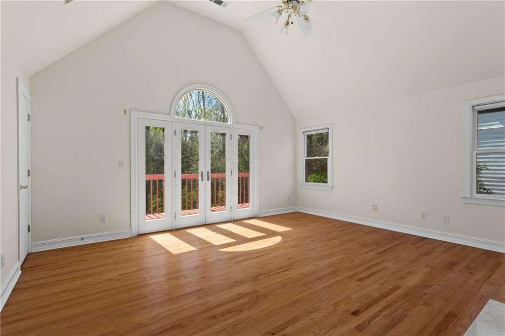 1177 Amsterdam Avenue NE