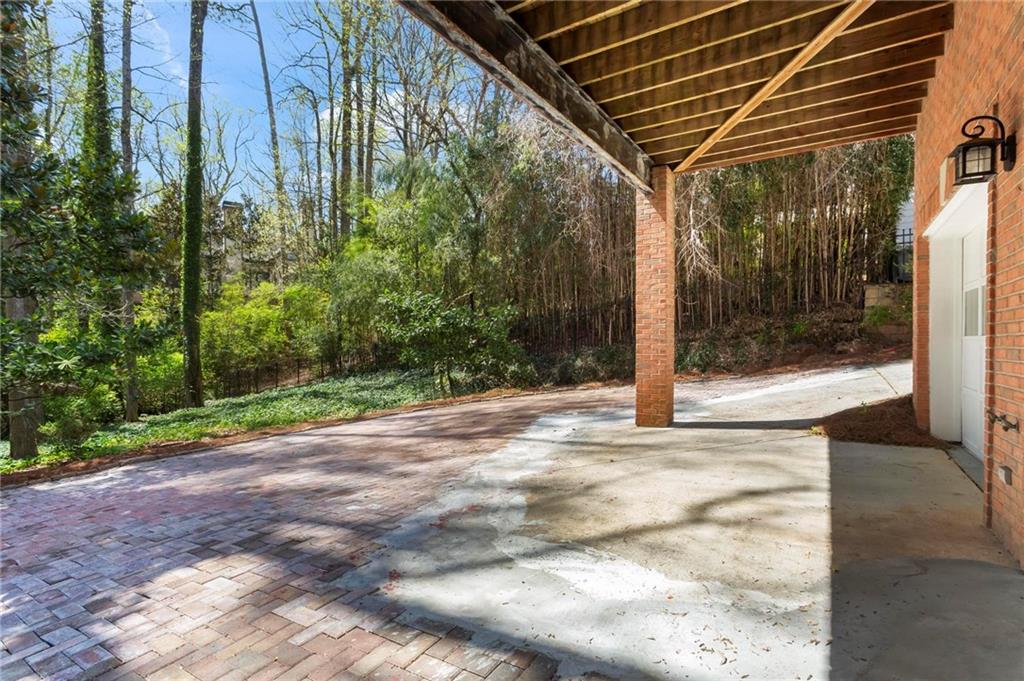 1177 Amsterdam Avenue NE