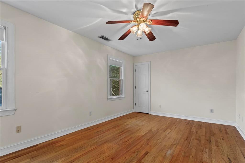 1177 Amsterdam Avenue NE