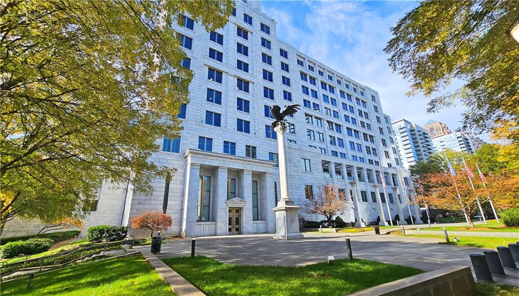 1074 Peachtree Walk NE Unit B 216