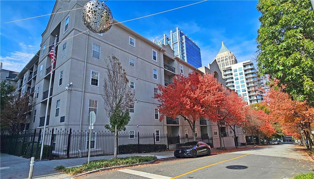 1074 Peachtree Walk NE Unit B 216