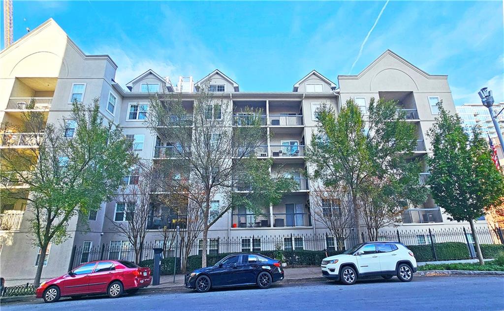 1074 Peachtree Walk NE Unit B 216