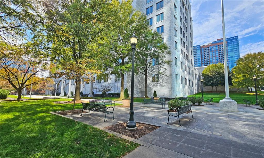 1074 Peachtree Walk NE Unit B 216