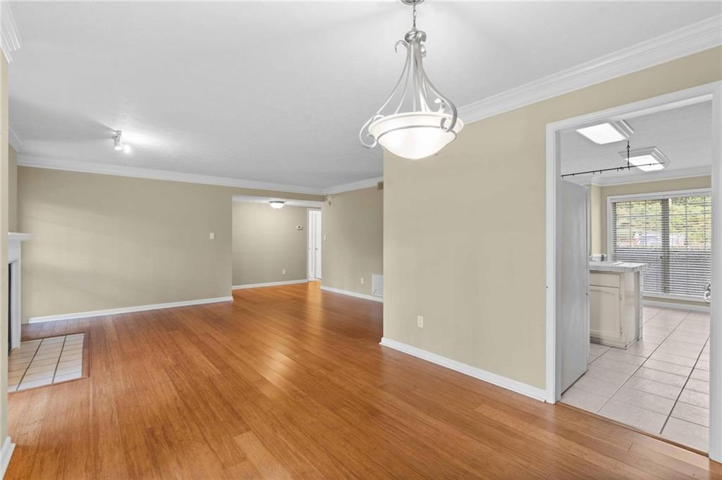 1176 Weatherstone Drive NE