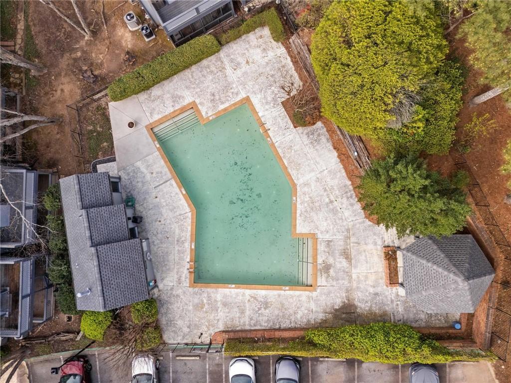 1176 Weatherstone Drive NE