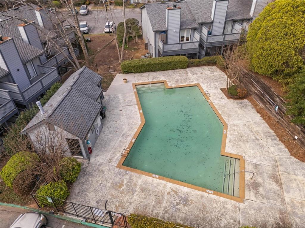 1176 Weatherstone Drive NE