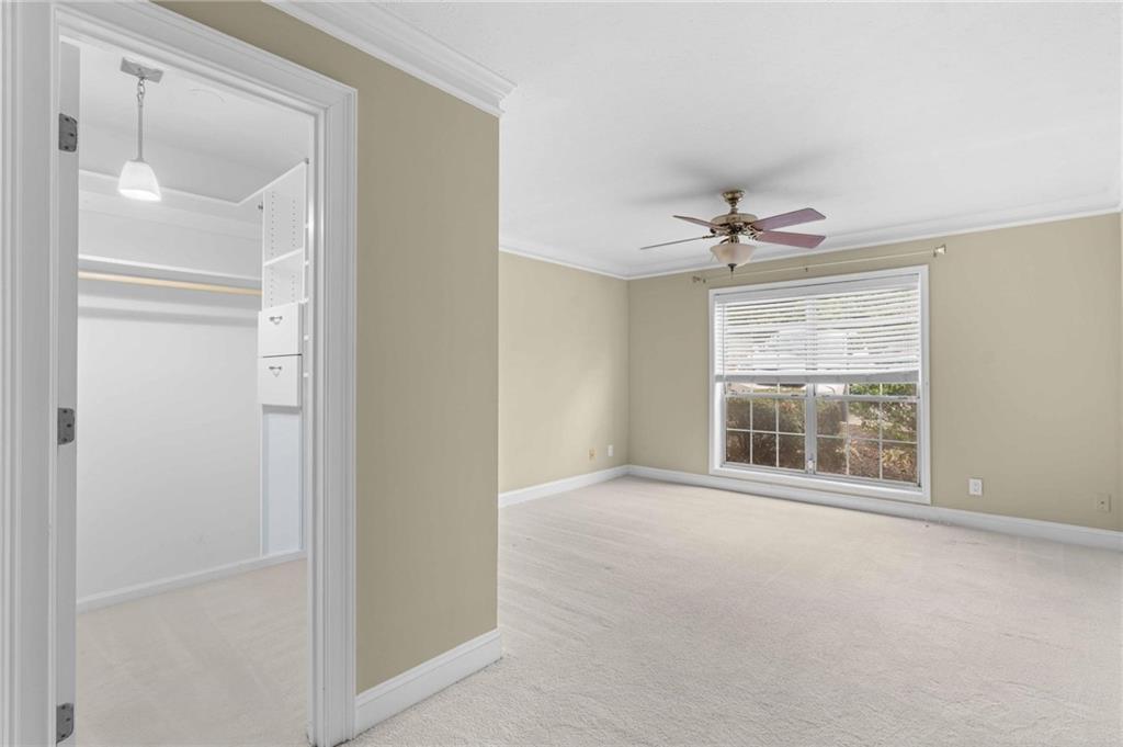 1176 Weatherstone Drive NE