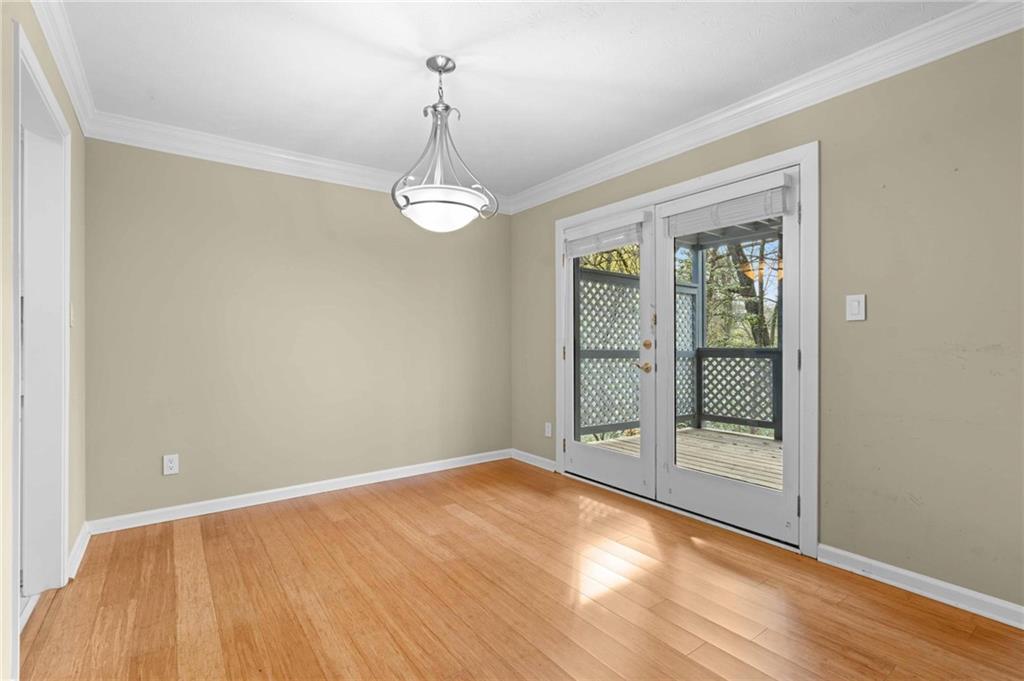 1176 Weatherstone Drive NE