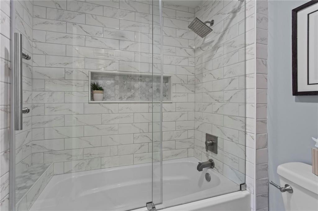 2312 River Green Drive NW