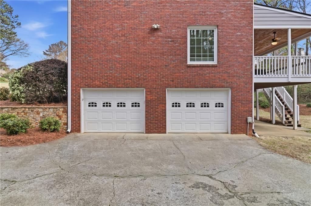 4034 Song Thrush Court NE