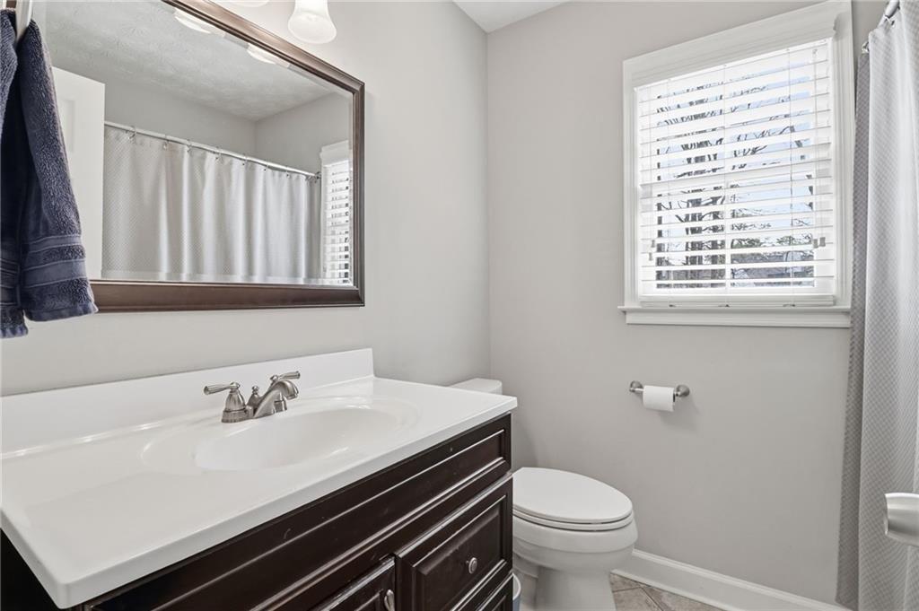 4034 Song Thrush Court NE