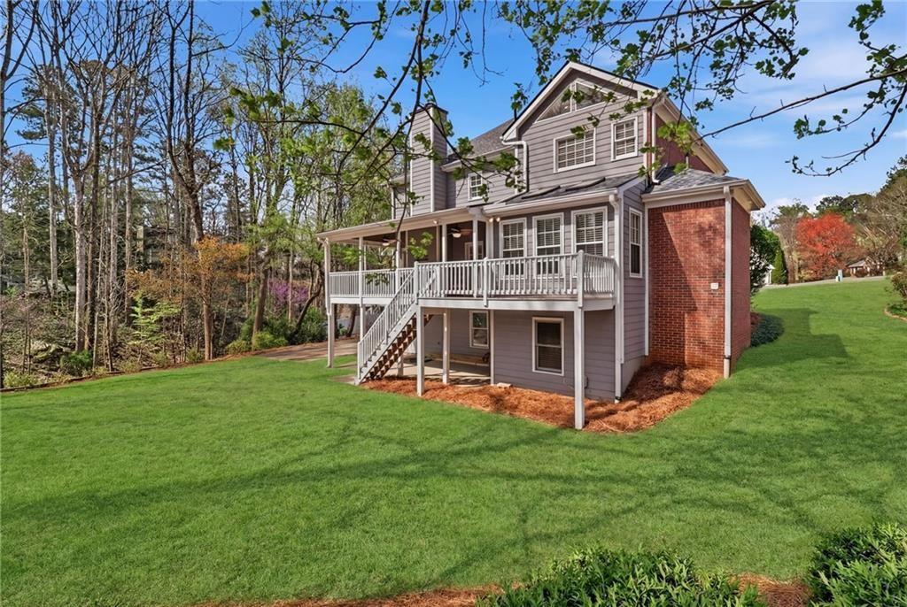 4034 Song Thrush Court NE