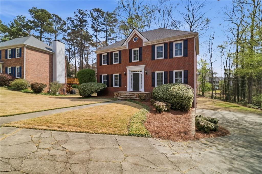 4034 Song Thrush Court NE