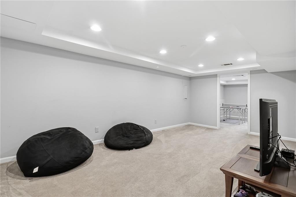 4034 Song Thrush Court NE