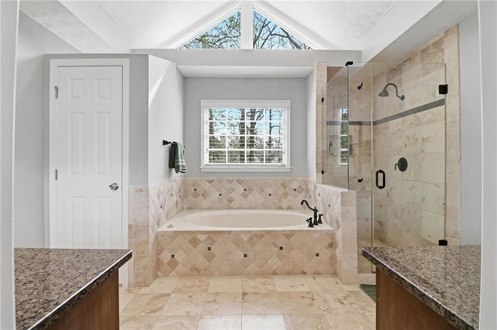 4034 Song Thrush Court NE