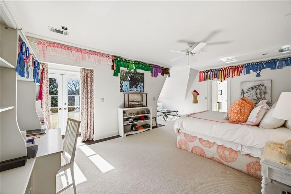 575 Broadland Road NW