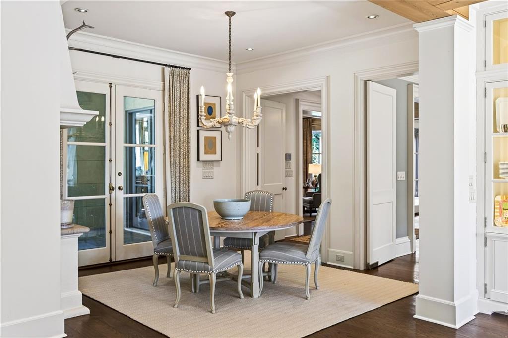 575 Broadland Road NW