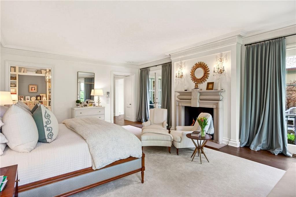 575 Broadland Road NW