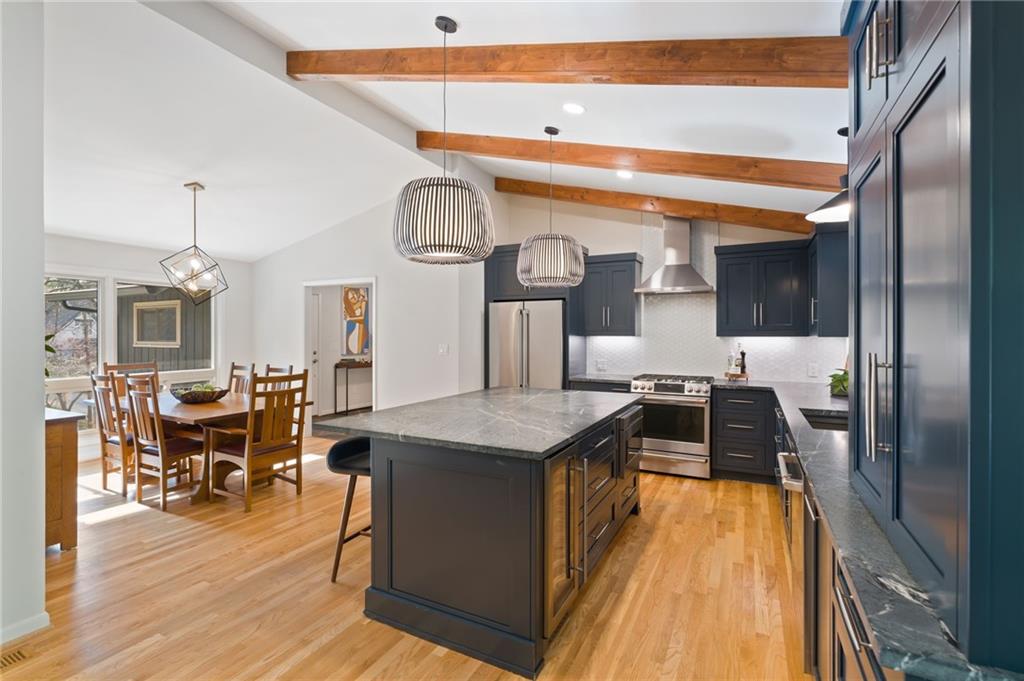 3585 Duberry Court NE