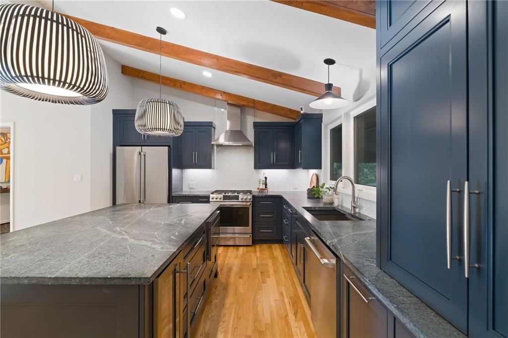 3585 Duberry Court NE