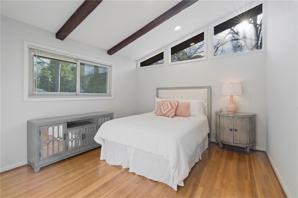 3585 Duberry Court NE