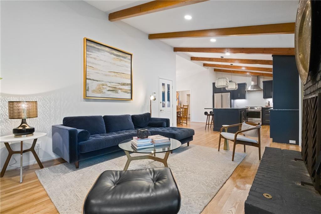 3585 Duberry Court NE