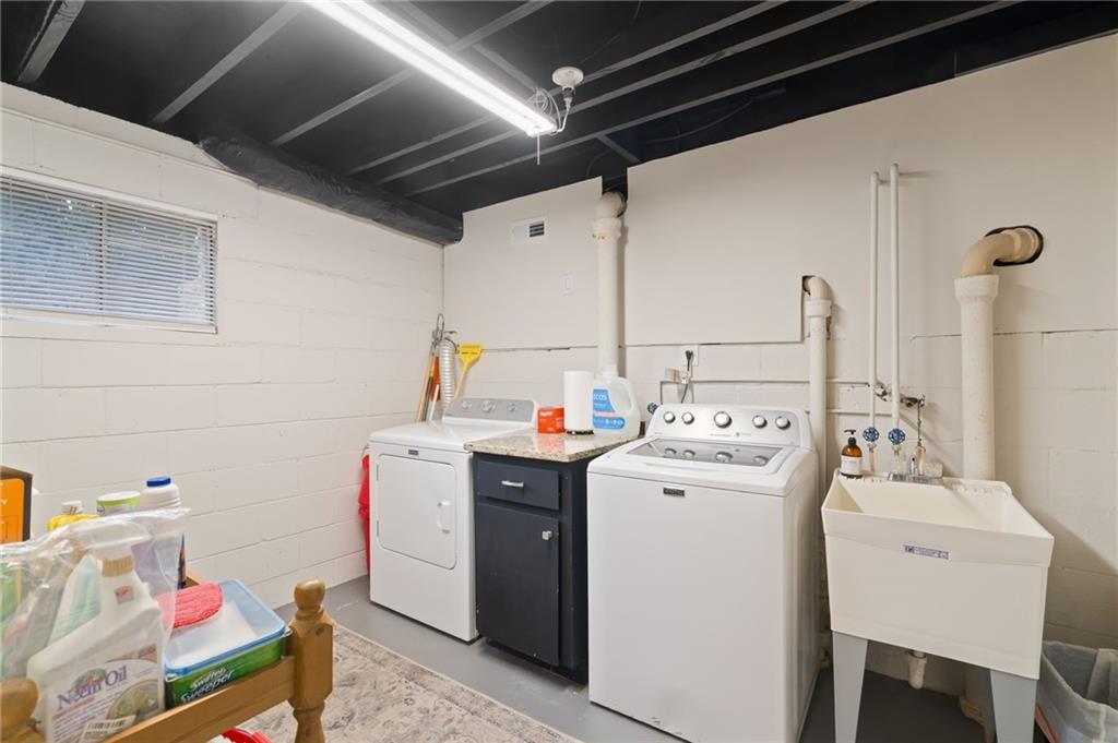 3585 Duberry Court NE