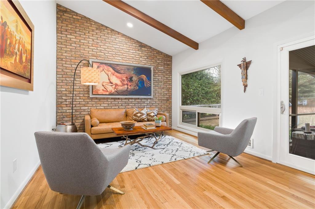 3585 Duberry Court NE