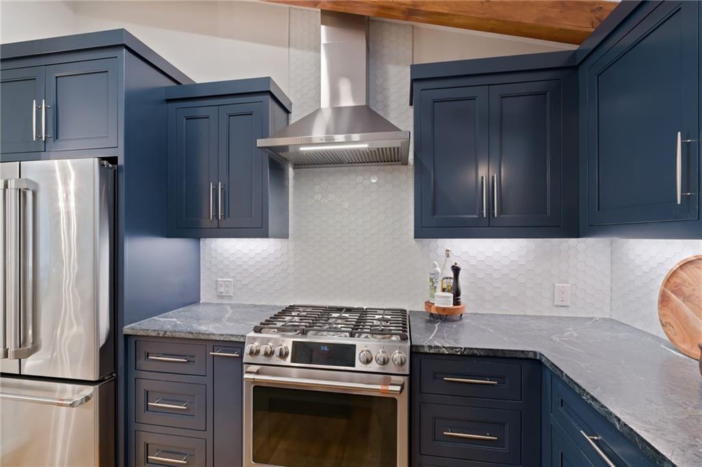 3585 Duberry Court NE