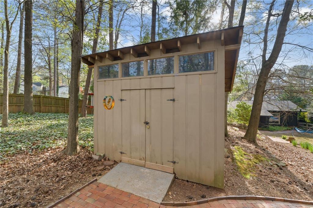 3585 Duberry Court NE