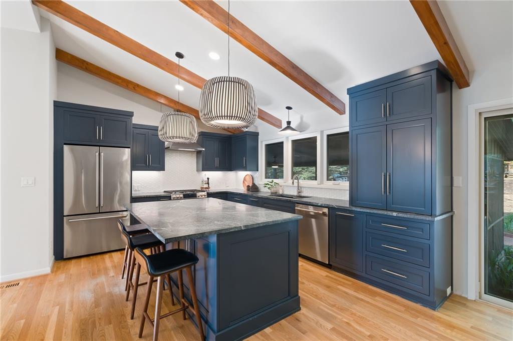 3585 Duberry Court NE