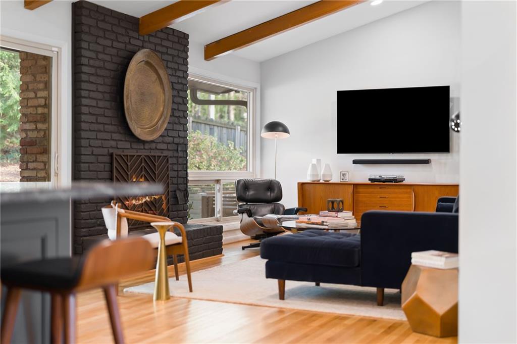 3585 Duberry Court NE