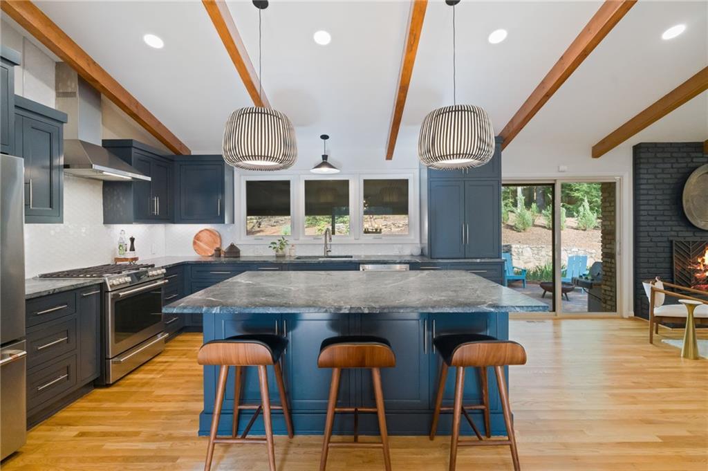 3585 Duberry Court NE