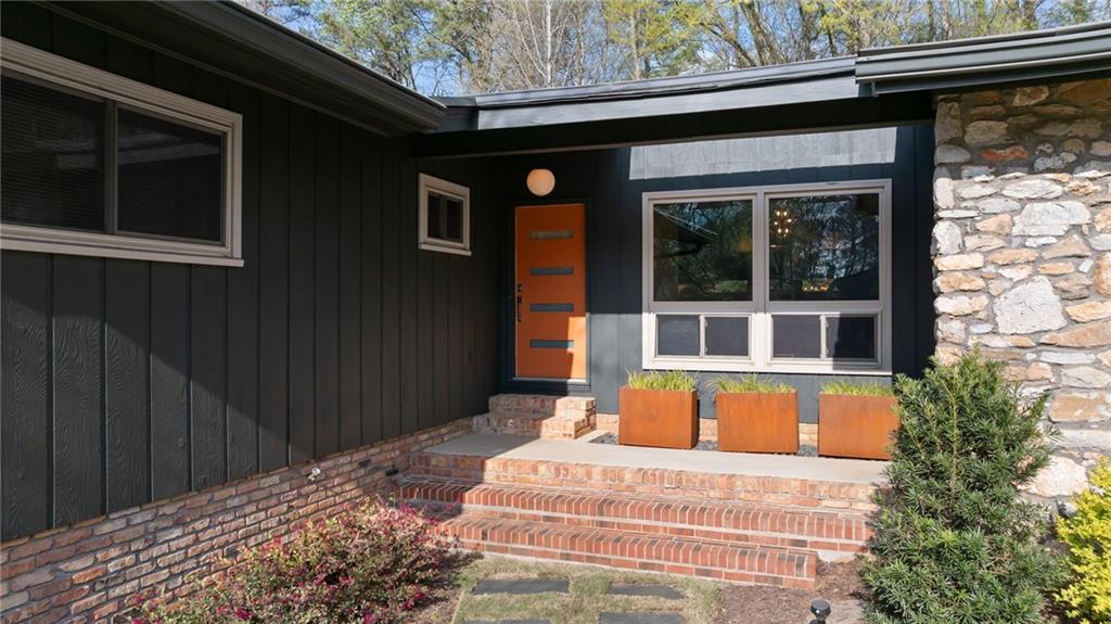 3585 Duberry Court NE