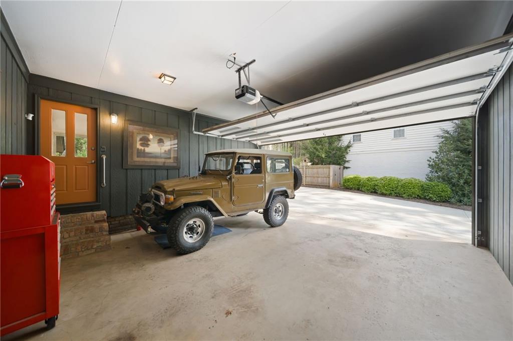 3585 Duberry Court NE