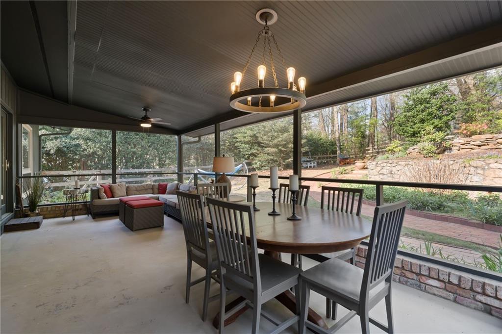 3585 Duberry Court NE